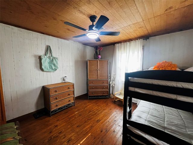 523 Beechridge Loop, Hemphill, TX 75948