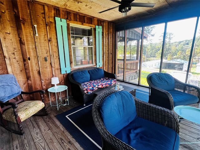 523 Beechridge Loop, Hemphill, TX 75948