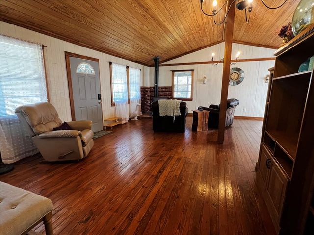 523 Beechridge Loop, Hemphill, TX 75948