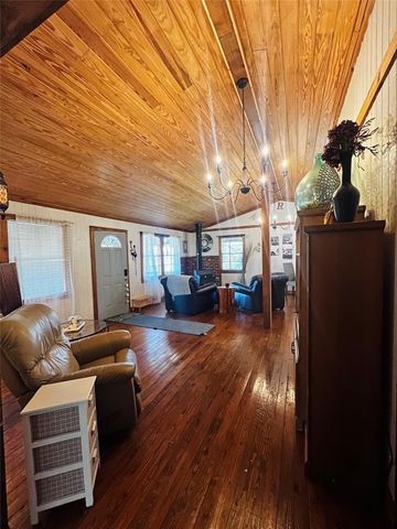 523 Beechridge Loop, Hemphill, TX 75948