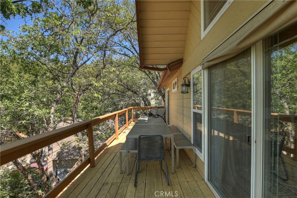 Image 25 of property listing at 1308 Sequoia, Lake Arrowhead, CA 92352