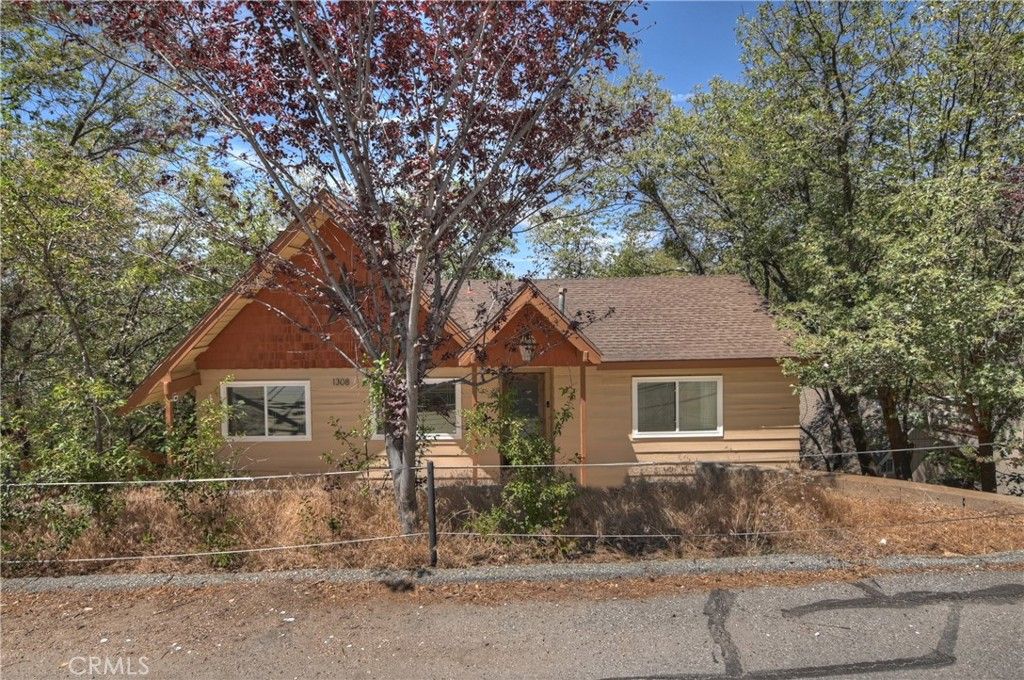 Image 42 of property listing at 1308 Sequoia, Lake Arrowhead, CA 92352