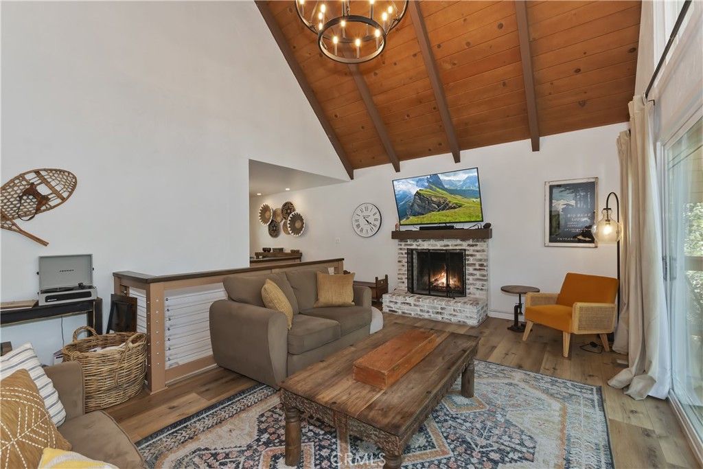 Image 7 of property listing at 1308 Sequoia, Lake Arrowhead, CA 92352