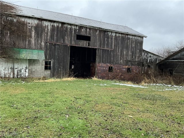 5854 State Route 162, New London, OH 44851