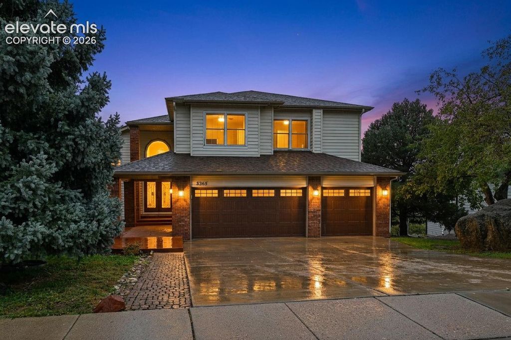 5365 Broadmoor Bluffs Drive, Colorado Springs, CO 80906 — exterior