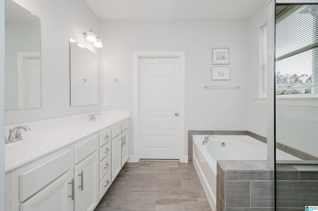 4072 PARK CROSSINGS DRIVE, Chelsea, AL 35043