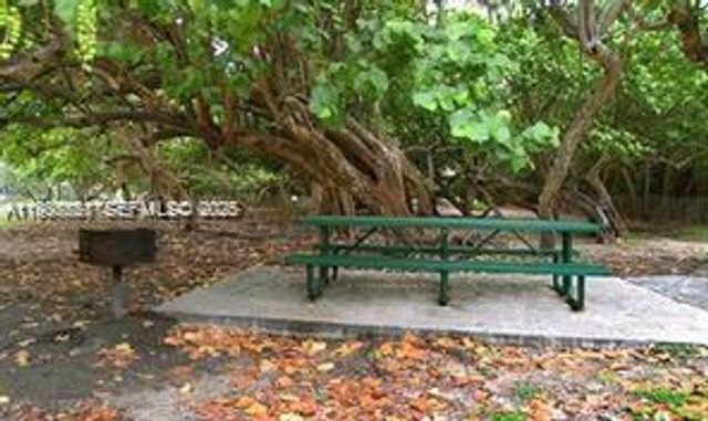 7920 Harding Ave 1, Miami Beach, FL 33141