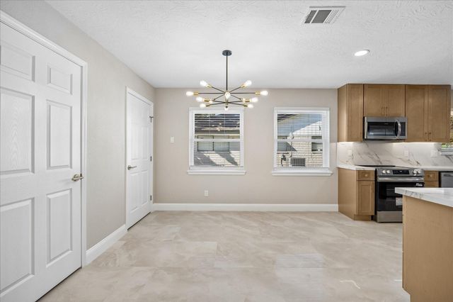 1802 San Sebastian Lane, Houston, TX 77058