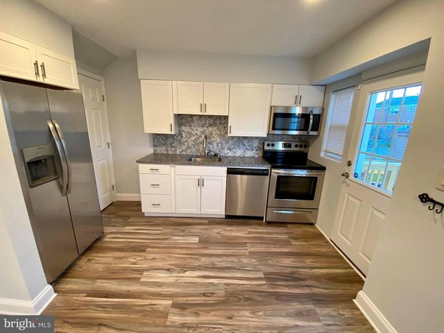 1952 GUY WAY, Baltimore, MD 21222