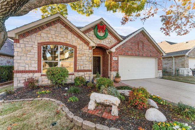 363 Wrangler Drive, Fairview, TX 75069