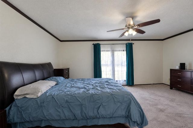 11350 Hillcrest Drive, Conroe, TX 77303