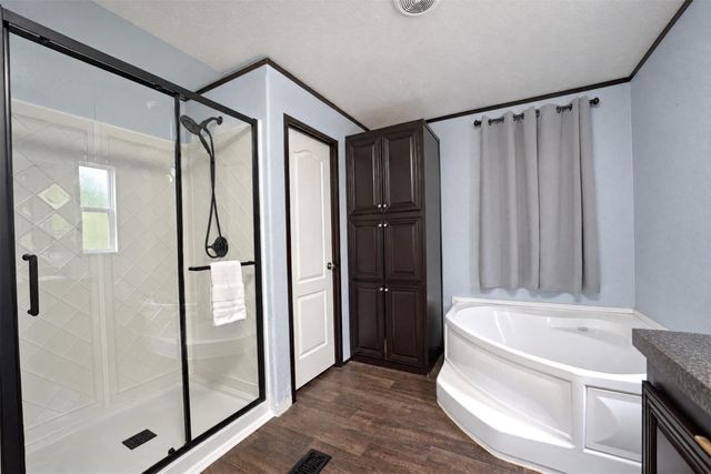 11350 Hillcrest Drive, Conroe, TX 77303
