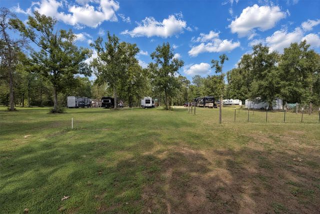 11350 Hillcrest Drive, Conroe, TX 77303