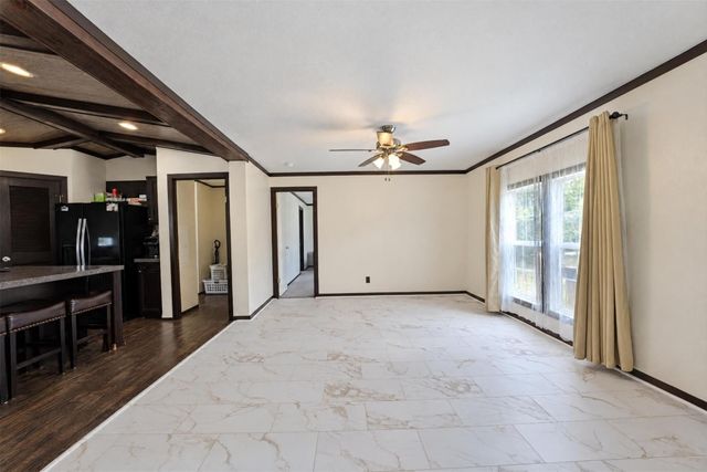 11350 Hillcrest Drive, Conroe, TX 77303