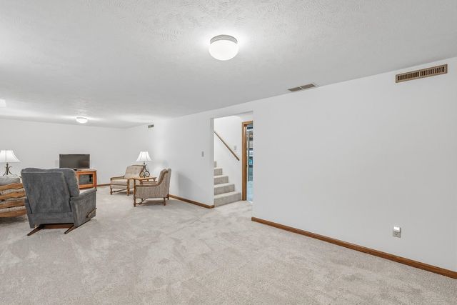 1720 N State St, Augusta, KS 67010