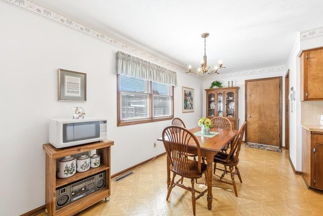 1720 N State St, Augusta, KS 67010