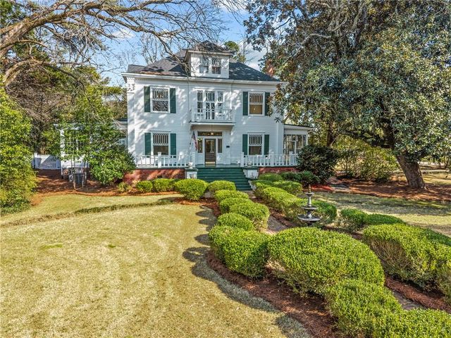 301 N East Street, Greensboro, GA 30642