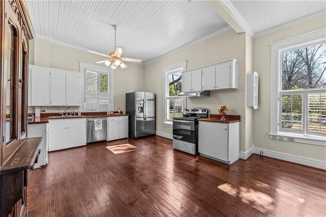 301 N East Street, Greensboro, GA 30642