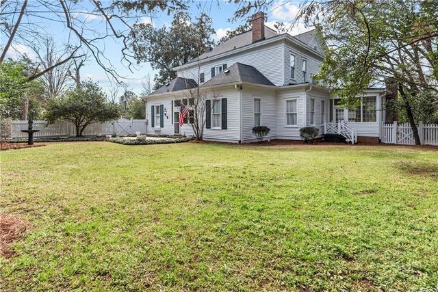 301 N East Street, Greensboro, GA 30642