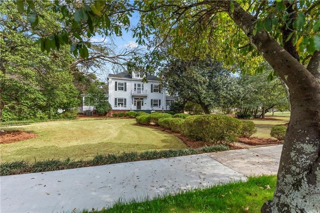 301 N East Street, Greensboro, GA 30642