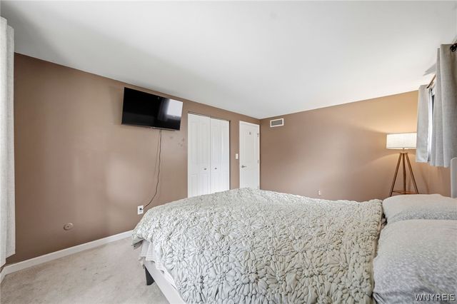 3994 Sussex Place, Hamburg, NY 14075
