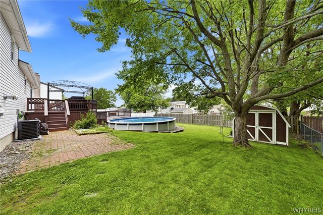 3994 Sussex Place, Hamburg, NY 14075