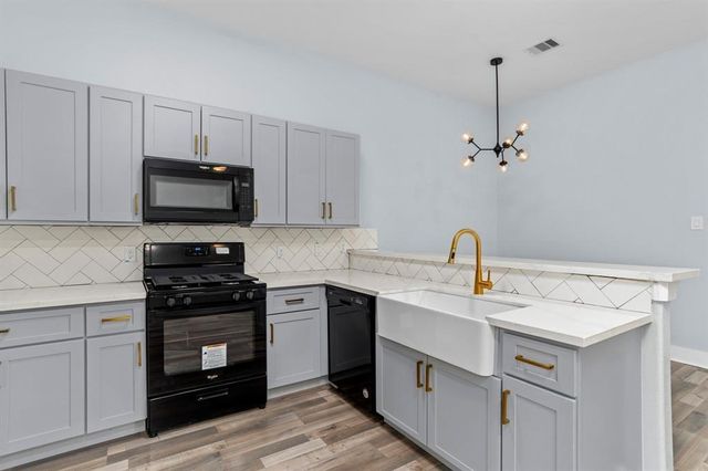 1010 Junell Street, Houston, TX 77088