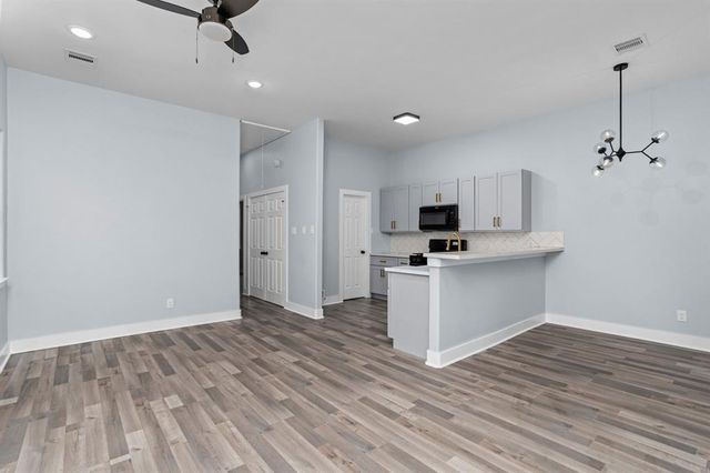 1010 Junell Street, Houston, TX 77088