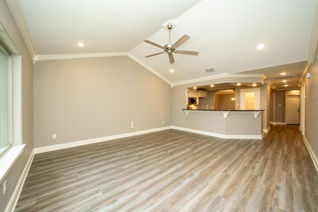 1621 Big Bend, Longview, TX 75605
