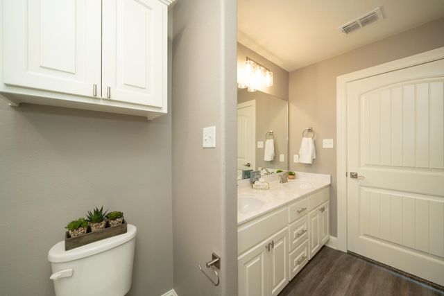 1621 Big Bend, Longview, TX 75605