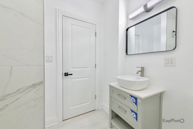 11935 S Stewart Avenue, Chicago, IL 60628