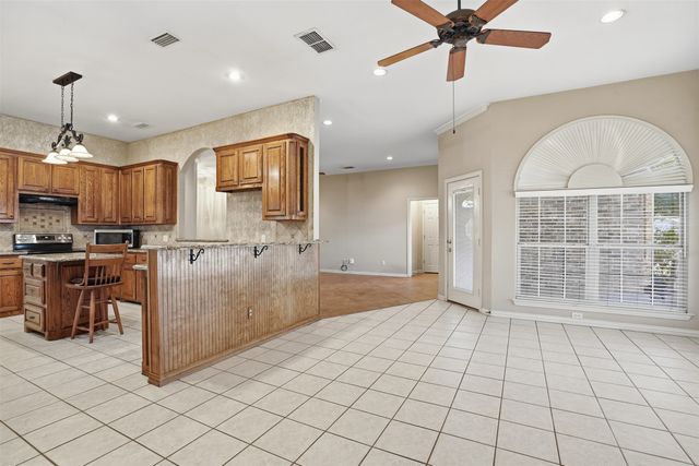 231 Bluff View Court, Aledo, TX 76008