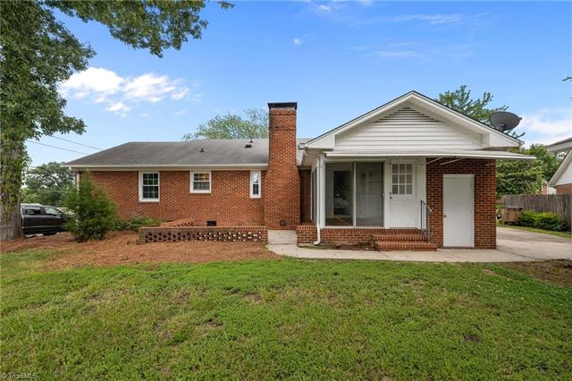 2206 Revolan Drive, Greensboro, NC 27407