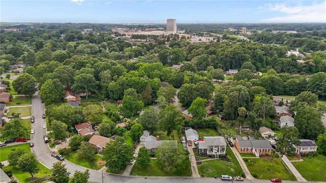 2206 Revolan Drive, Greensboro, NC 27407