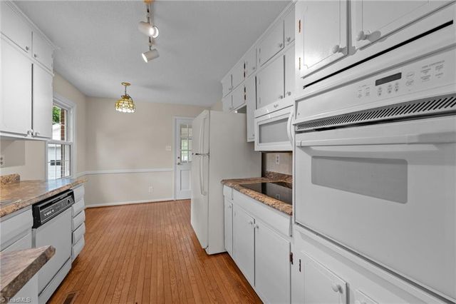 2206 Revolan Drive, Greensboro, NC 27407