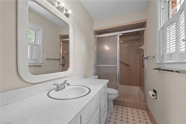 2206 Revolan Drive, Greensboro, NC 27407