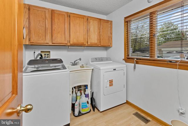 163 BUNTING AVE, Hamilton, NJ 08611