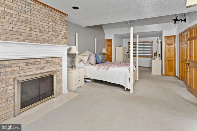 163 BUNTING AVE, Hamilton, NJ 08611