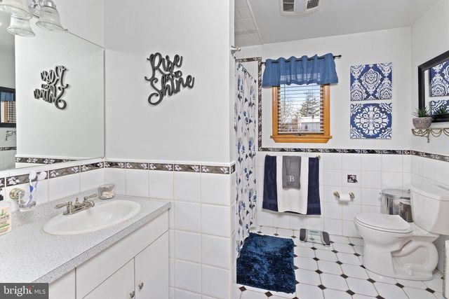 163 BUNTING AVE, Hamilton, NJ 08611