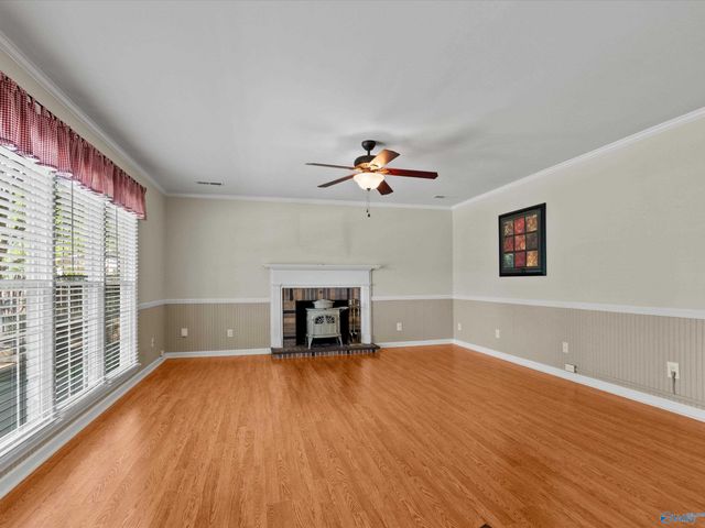 2312 Auburn Drive SW, Decatur, AL 35603