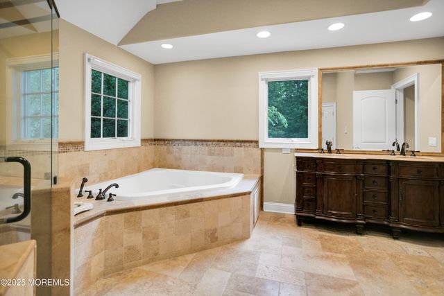 1854 Charlton Circle, Toms River, NJ 08755