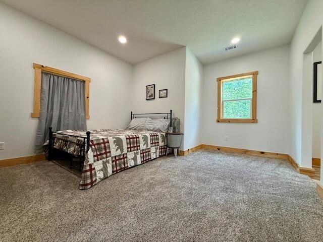 16444 Freedom Road, Willow Springs, MO 65793