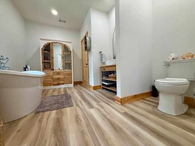 16444 Freedom Road, Willow Springs, MO 65793