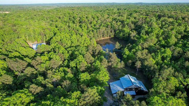 16444 Freedom Road, Willow Springs, MO 65793