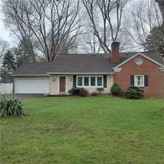 75 Oakridge Drive, Irondequoit, NY 14617
