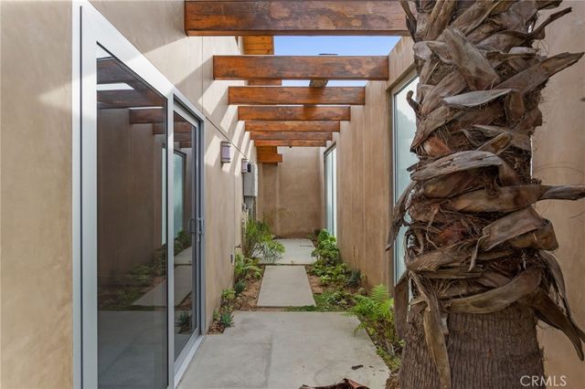 1518 Anita Lane, Newport Beach, CA 92660