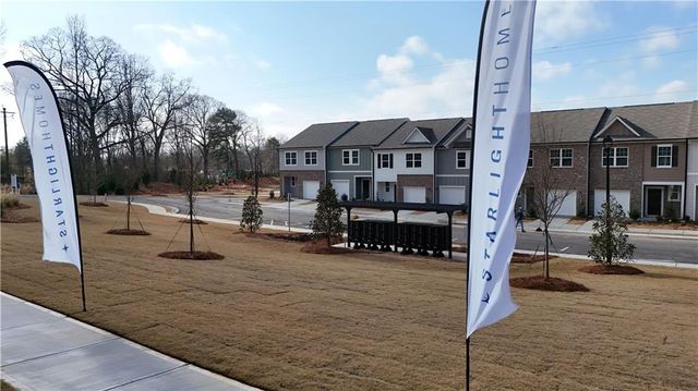 1080 Lucienne Boulevard, Auburn, GA 30011