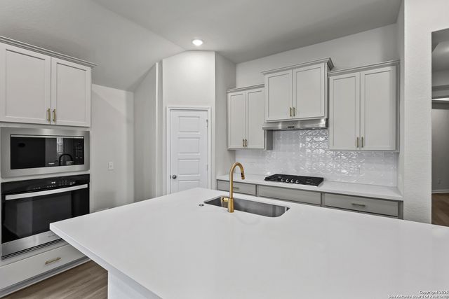 12328 Goulding, San Antonio, TX 78254