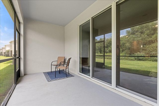 1934 PLEASANT MAPLE COURT, Bradenton, FL 34211