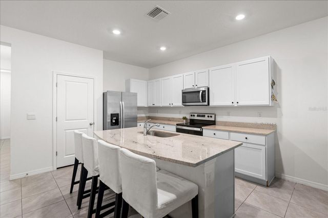 1934 PLEASANT MAPLE COURT, Bradenton, FL 34211